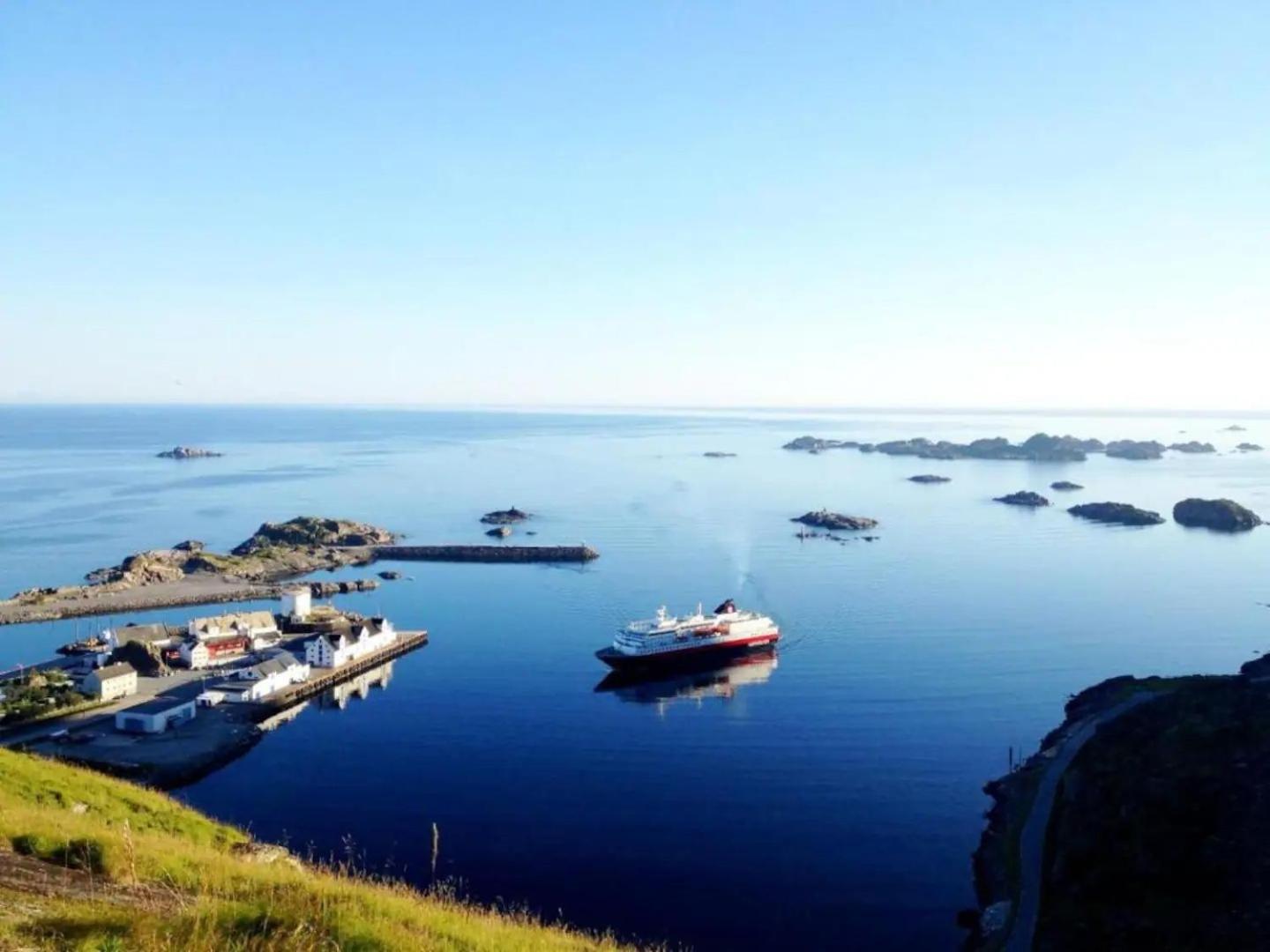 Rindebua Feriehus Stamsund